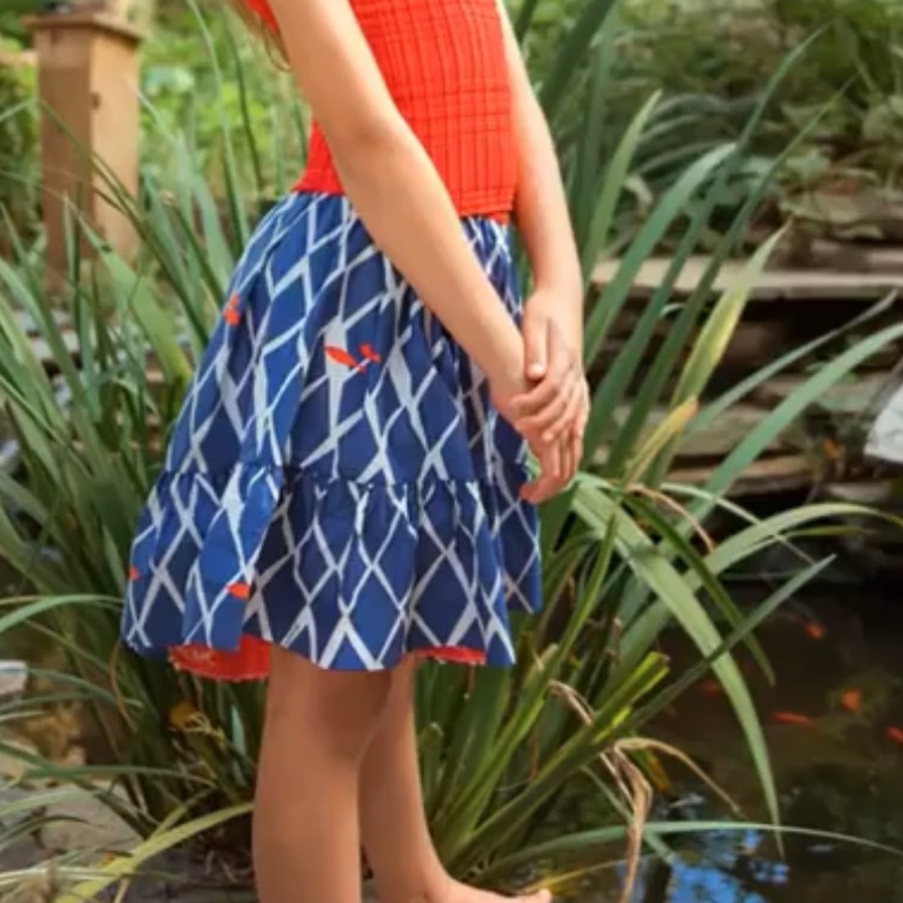 skirt not stock photo but similar teen size but can be worn by adults